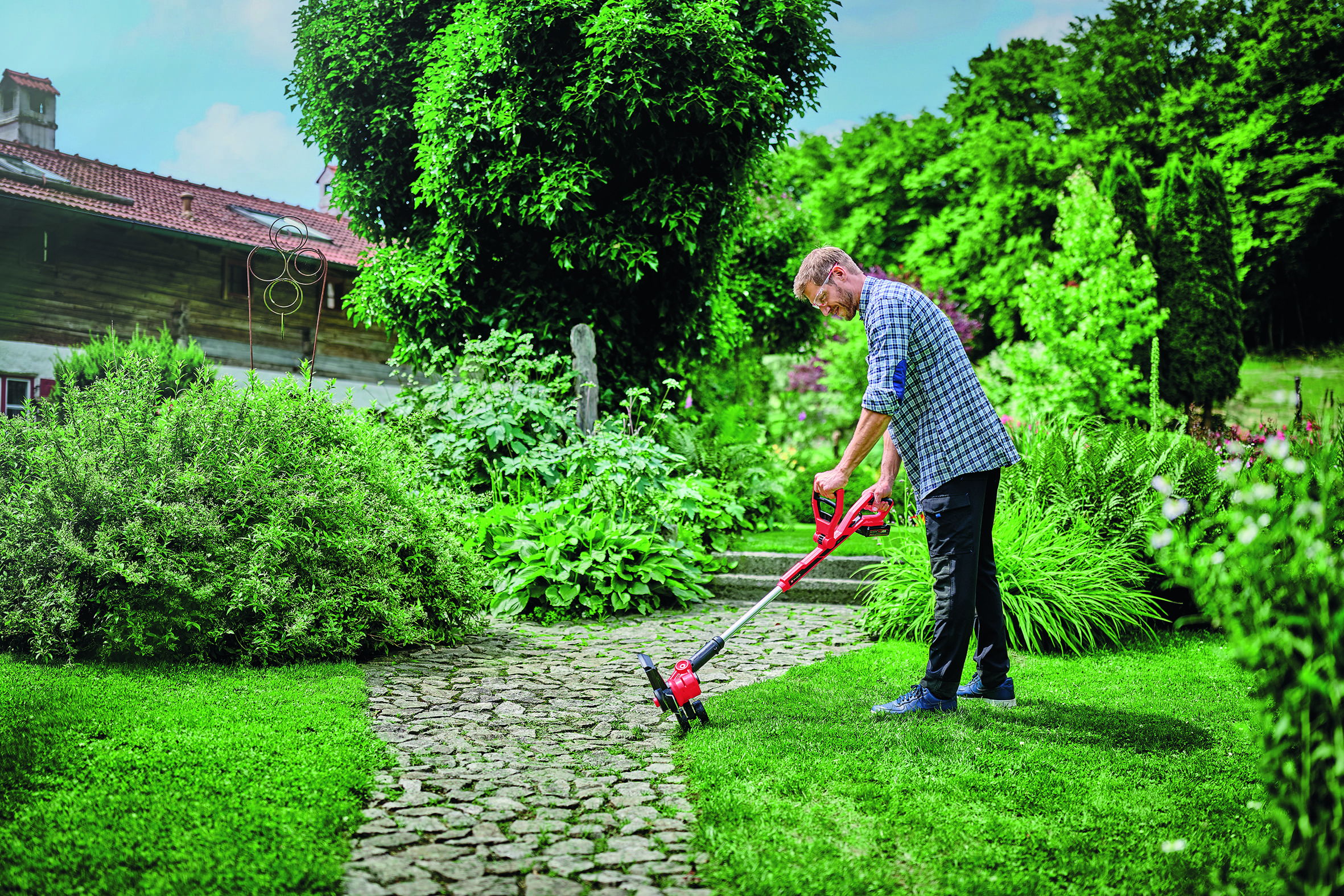 Tempo di primavera: consigli e strumenti per la cura del giardino 